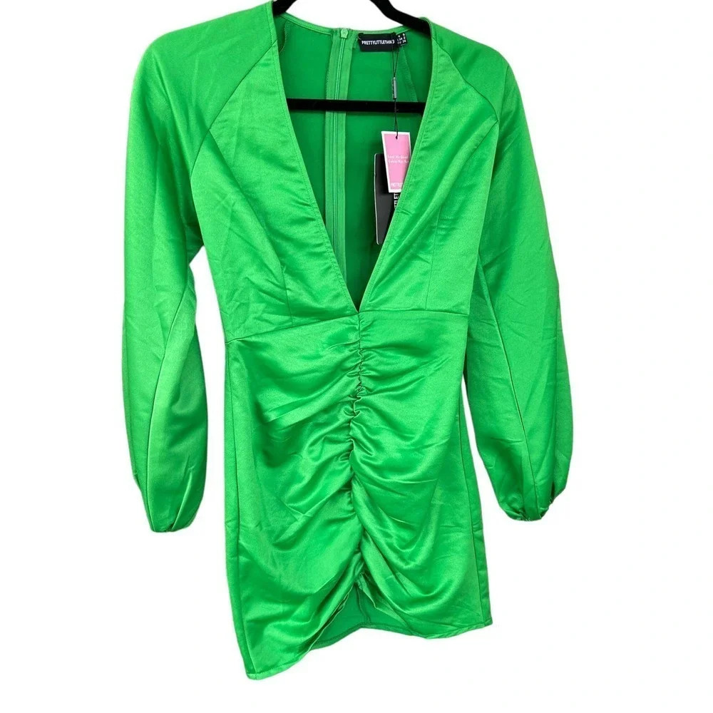 NWT Pretty Little Thing Green Satin Plunge Ruched Skirt Bodycon Dress Size 2 - Picture 6 of 8